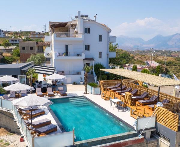 A la foto es mostra l'objecte Villa Serenity situat a la ciutat de Vrion.