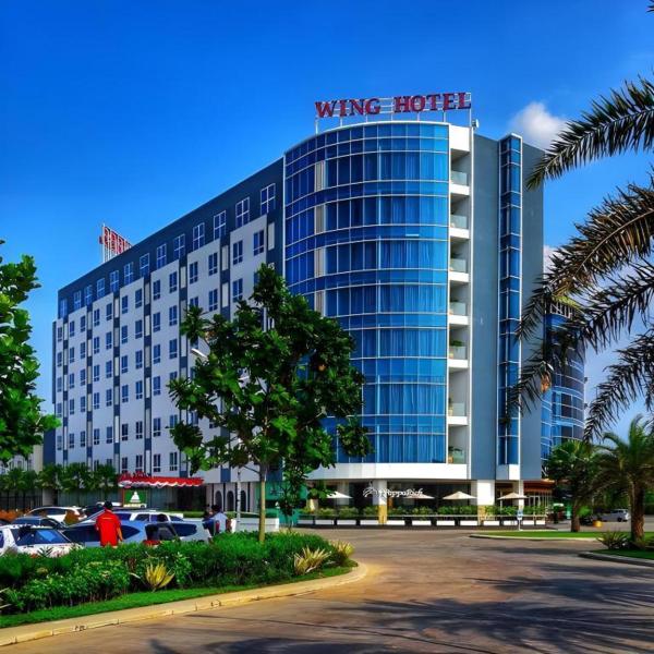Στη φωτογραφία φαίνεται το αντικείμενο Wing Hotel Kualanamu Airport που βρίσκεται στην πόλη Lubukpakam.