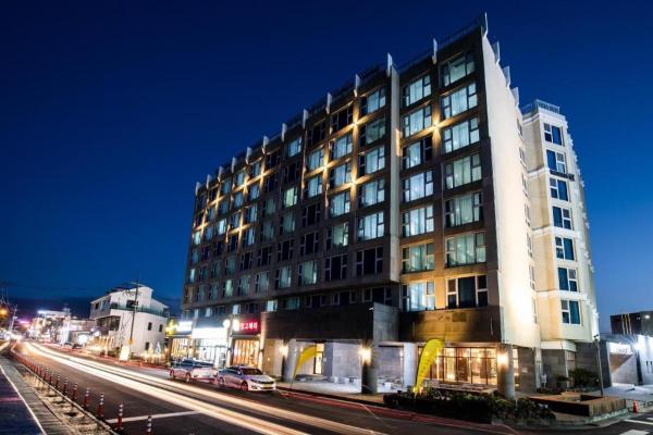 På bilden syns objektet Ebenezer Hotel som ligger i staden Hamdŏng-ni.
