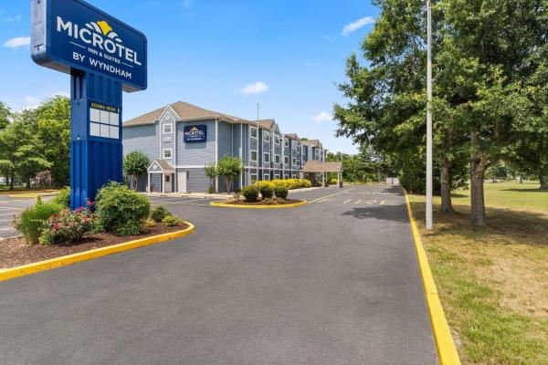 A la foto es mostra l'objecte Microtel Inn and Suites - Salisbury situat a la ciutat de Salisbury.