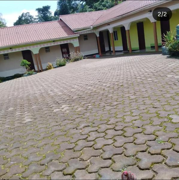På billedet ses objektet Sipi Travellers Lodge Kapchorwa uganda beliggende i byen Sipi.