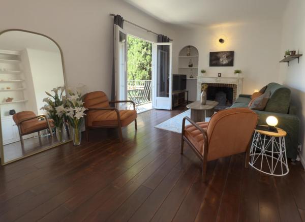Le Peyrou - Charming Apartment - Montpellier City Center - Montpellier