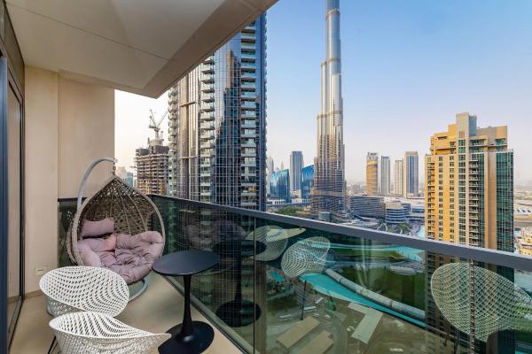 Burj View Stylish 3br With Maids Room In Act One Tower Downtown - Dubaï