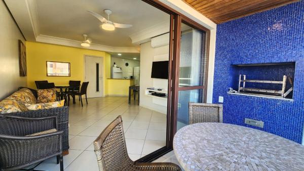 På billedet ses objektet Edifício Rio Verde Módulo 6 a 200m da Praia, Apartamento com 3 Dormitórios e 2 Banheiros, Piscina e Lazer Completo beliggende i byen Bertioga.