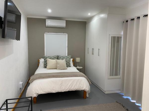 Nella foto è visibile l'oggetto Ougat situato nella città di Douglas.