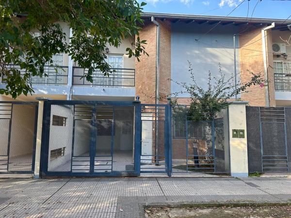 Na zdjęciu widoczny jest obiekt Espacioso Departamento Céntrico położony w mieście Formosa.
