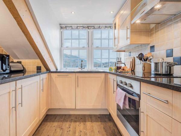 Фотография 3: 2 Bed in Keswick SZ494