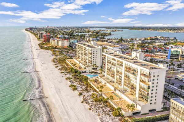 Ocean Sands 1105 - Madeira Beach, FL