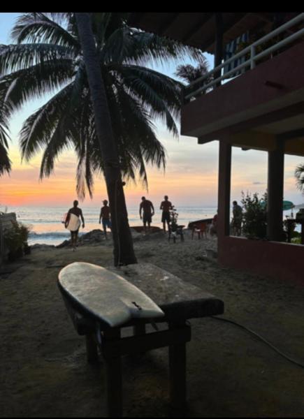 Nella foto è visibile l'oggetto Playa la saladita situato nella città di Joluta.