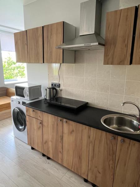 På bilden syns objektet Apartamentai 1 som ligger i staden Gabšiai.
