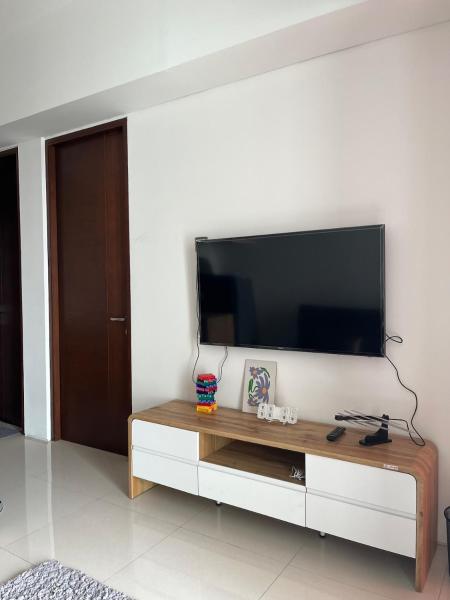 Na zdjęciu widoczny jest obiekt 2BR apartment , the linden marvel city położony w mieście Surabaja.