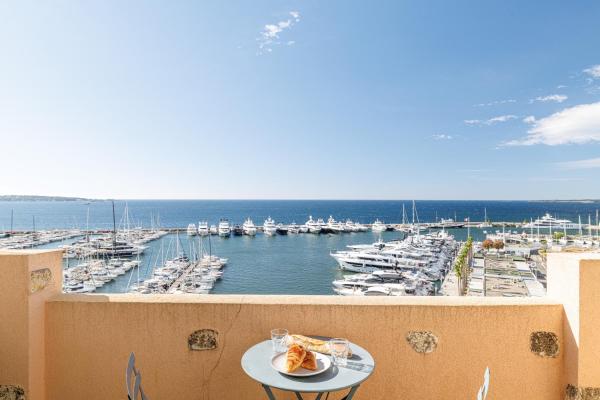 A la foto es mostra l'objecte GRAND PALAIS - Beautiful top floor studio - Sea front with AC situat a la ciutat de Vallauris.