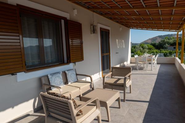 På billedet ses objektet Villa Anna beliggende i byen Mursi.