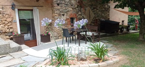 Στη φωτογραφία φαίνεται το αντικείμενο Albaluna 2 casa vacanza που βρίσκεται στην πόλη Levata.