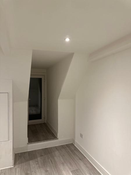 Photo 2 : Flat 10 - Epsom High Street