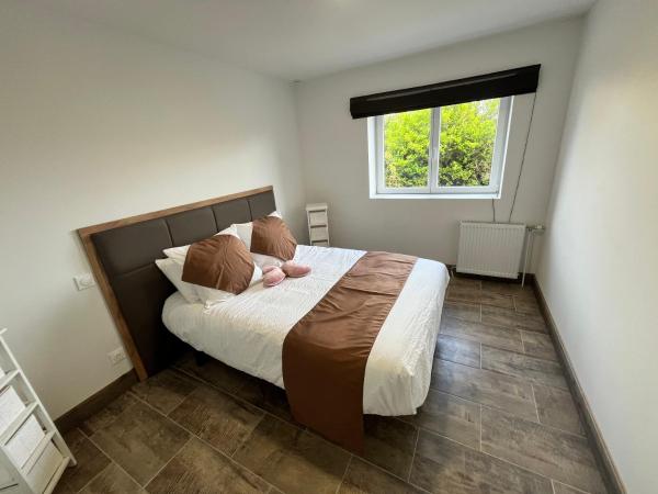 A la foto es mostra l'objecte Maison de Bouquet situat a la ciutat de Réthôville.