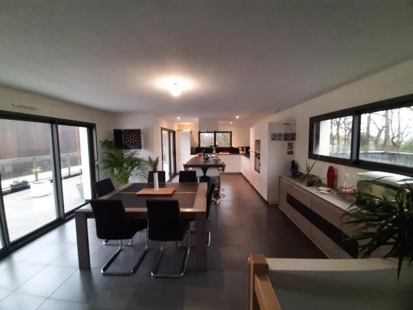 A la foto es mostra l'objecte Maison au calme près de la plage situat a la ciutat de Tréveneuc.