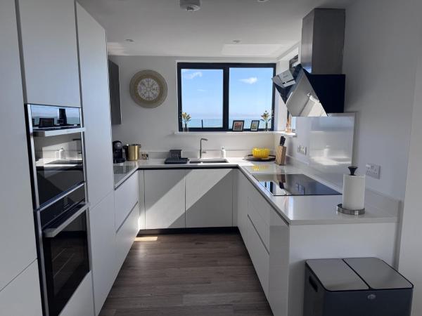 Φωτογραφία 2: Flat 4 - Penthouse