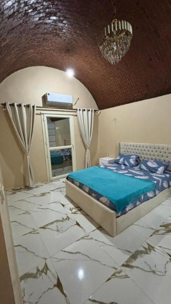 A la foto es mostra l'objecte Sun Roof situat a la ciutat de Hurghada.