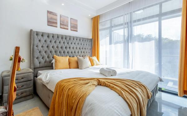 Executive Studio Apartment With A King Size Bed - Nairobi