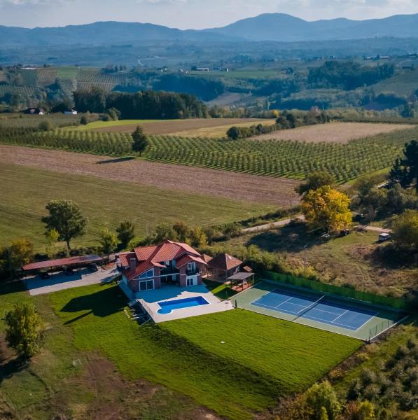 A la foto es mostra l'objecte Villa Alegria - Serbia, Topola situat a la ciutat de Sepci.