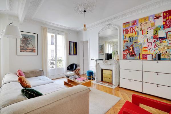 Charming apartment- 2BR-4P- Parc Monceau, Paříž