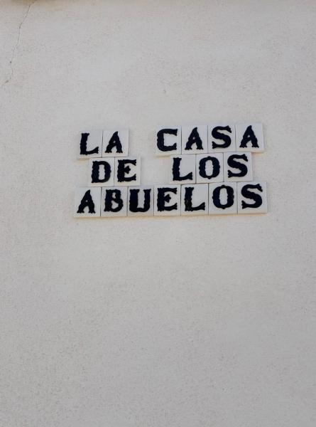 A la foto es mostra l'objecte La Casa de los Abuelos situat a la ciutat de Las Mesas.