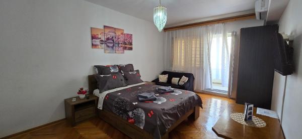 Na fotografii je vidět objekt Central Residence nacházející se ve městě Ploješť.