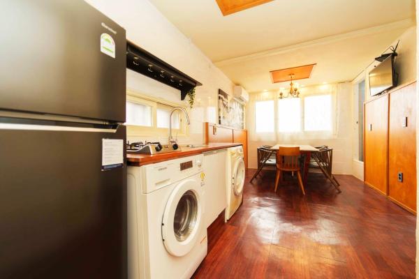 Billede 2: 2 - Gu&Anne House Seoul Hongdae Stn 5rooms,4bathroom