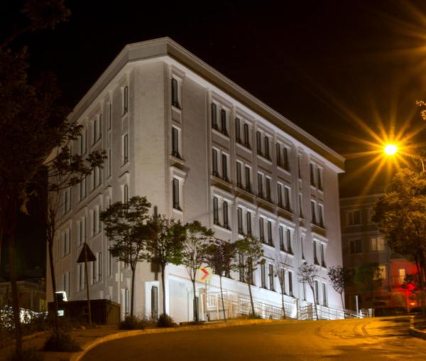 Na zdjęciu widoczny jest obiekt ZİN D Home Çekmeköy Suit Otel położony w mieście Pasakoy.