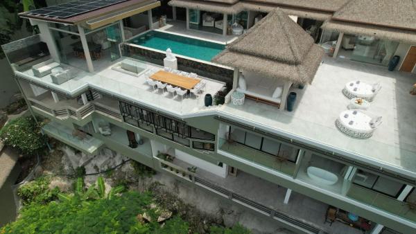 På billedet ses objektet Villa Nirvana Luxury Secluded Villa Taling Ngam with 6 staff beliggende i byen Ban Phang Ka.