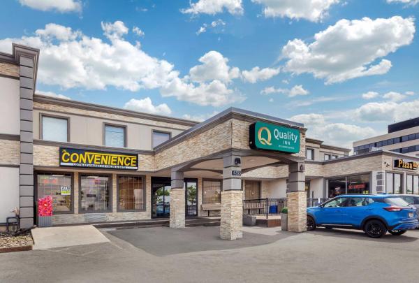 A la foto es mostra l'objecte Quality Inn Toronto Airport situat a la ciutat de Mississauga.