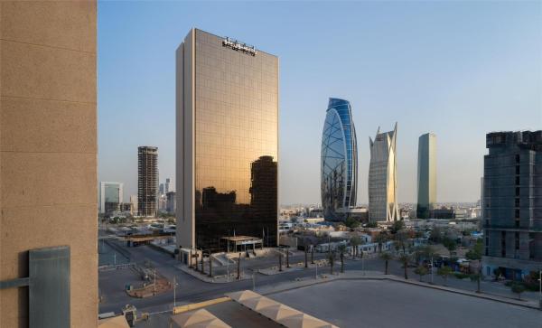 A la foto es mostra l'objecte Radisson Blu Hotel, Riyadh Al Sahafa situat a la ciutat de Riad.