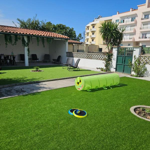 Auf dem Foto ist das Objekt Jugendstil Villa - 2 min zum Meer in der Stadt Vila Verde zu sehen.