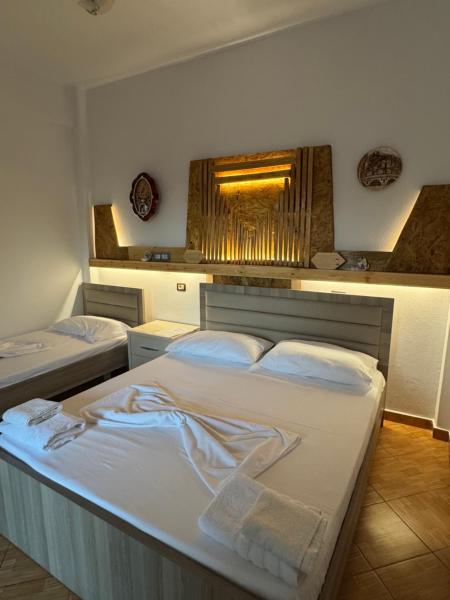 På billedet ses objektet Guest House Toska beliggende i byen Berat.