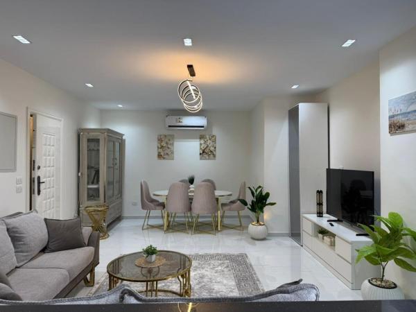 A la foto es mostra l'objecte Luxury Apartment for Rent in New Cairo, situat a la ciutat de El Caire.