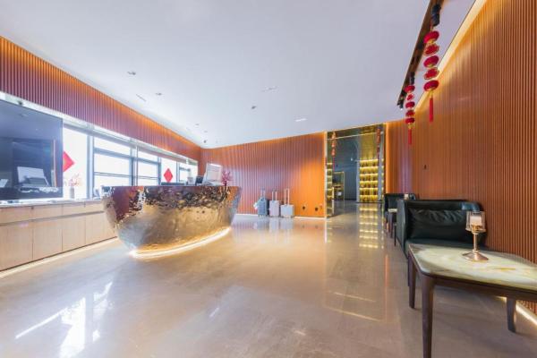 Foto 4: 海口省政府日月广场免税城万信至格酒店