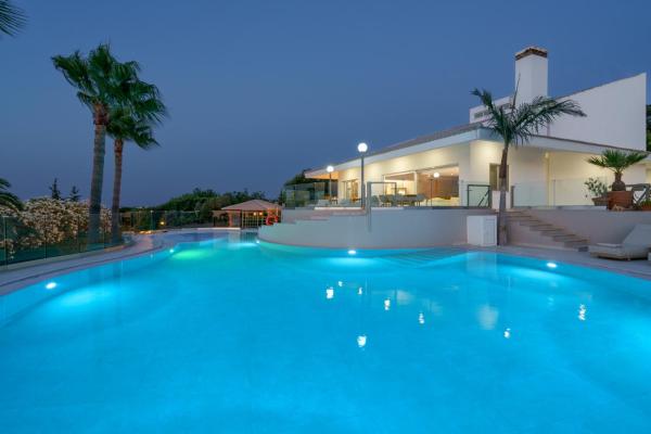 Giakoumakis Luxury-private Villa - Crete