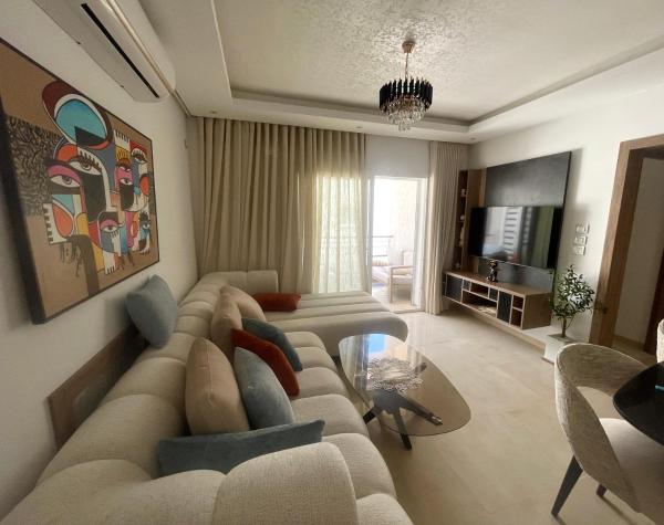 A la foto es mostra l'objecte S2 Luxe avec Piscine et Plage situat a la ciutat de Hammamet.