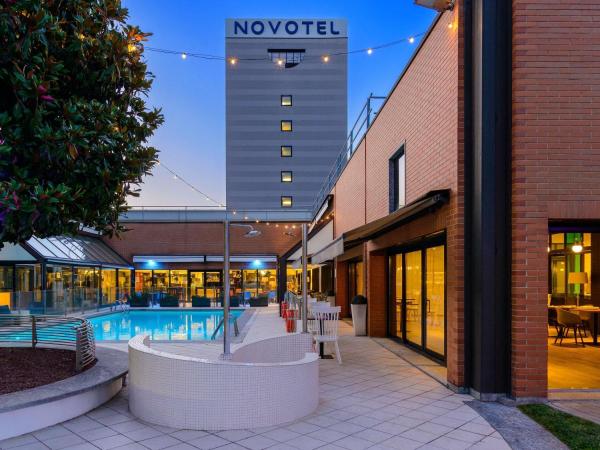 A la foto es mostra l'objecte Novotel Milano Linate Aeroporto situat a la ciutat de Linate.