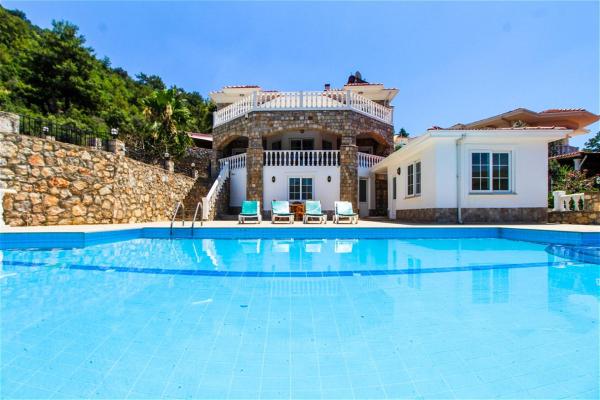 På billedet ses objektet Tekce Tranquil Nature Villa Yesiluzumlu N17 beliggende i byen Fethiye.