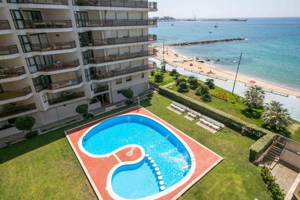 Piso Familiar Con Piscina Frente Al Mar - Calonge