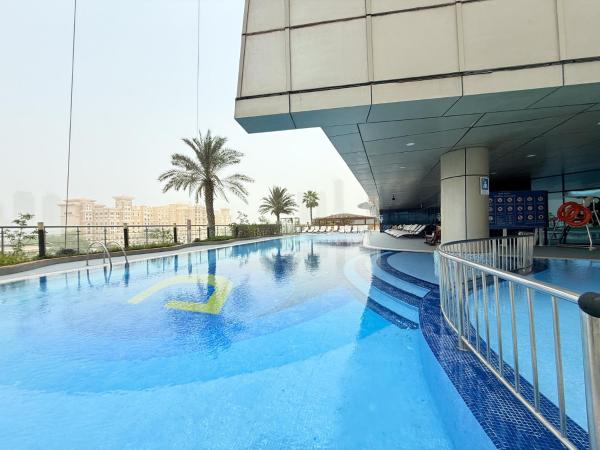 På billedet ses objektet Ocean Heights New 2BDR with full Sea & Dubai Eye view in Marina by CEG Group beliggende i byen Dubai.
