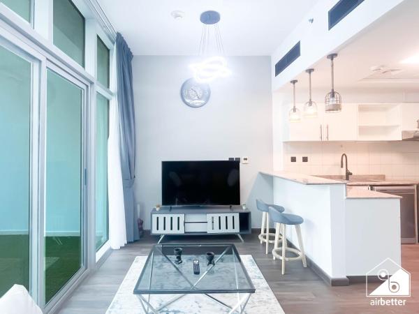 Foto 1: Amazing Duplex with Balcony, Gym & Pool Dubai JVC
