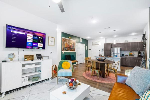 Modern 2br Pet-friendly Wd Pool&gym Utsa - San Antonio, TX