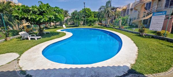 A la foto es mostra l'objecte Casa con Alberca en Ixtapa Zihuatanejo Internet situat a la ciutat de Ixtapa.