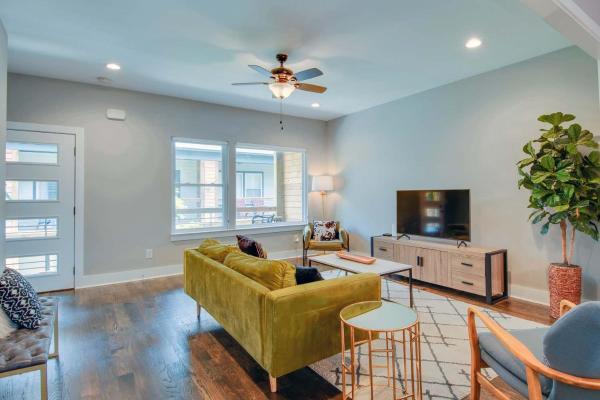 Foto 9: Side by Side Townhomes in East Nashville