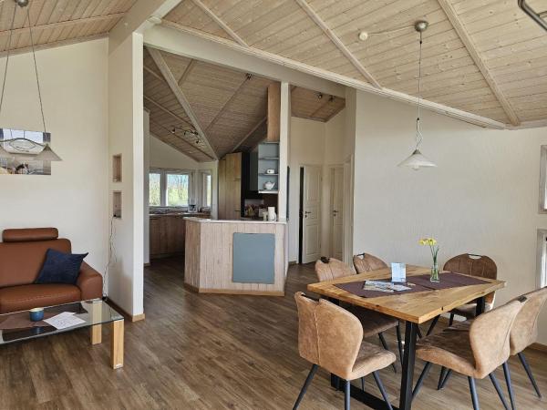 A la foto es mostra l'objecte Ferienhaus-Buche situat a la ciutat de Presen.