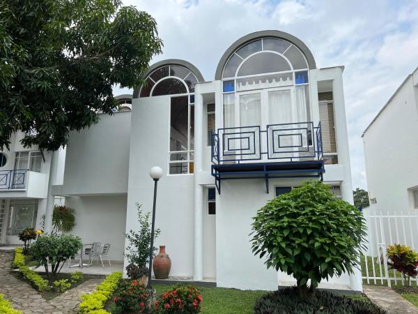 Na zdjęciu widoczny jest obiekt Casa estilo mediterráneo en Anapoima położony w mieście Anapoima.