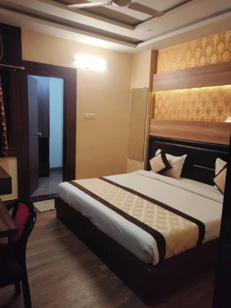 Na zdjęciu widoczny jest obiekt lakmi hoteL położony w mieście Gosainganj.